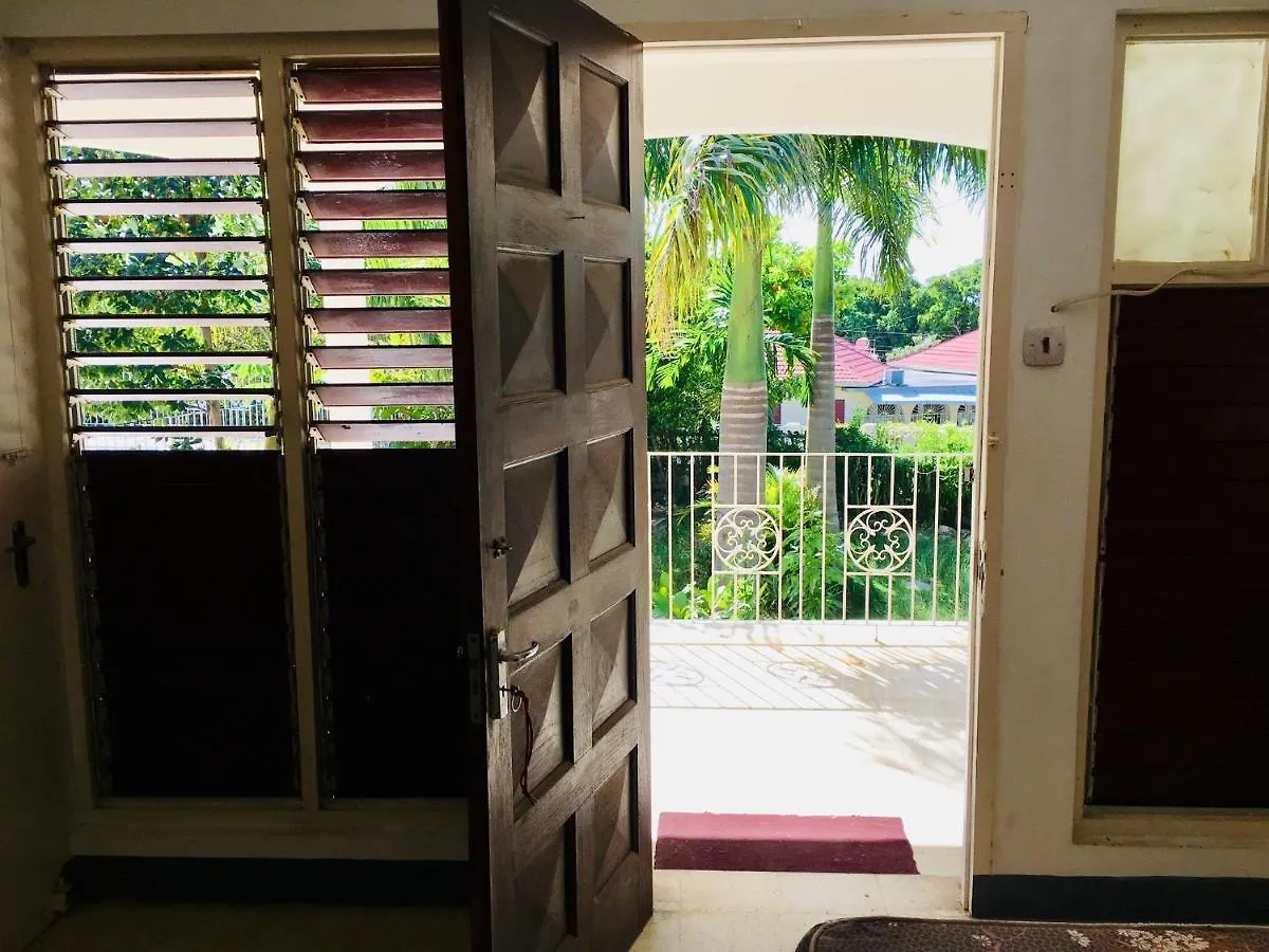 African Symbol Guest House Montego Bay