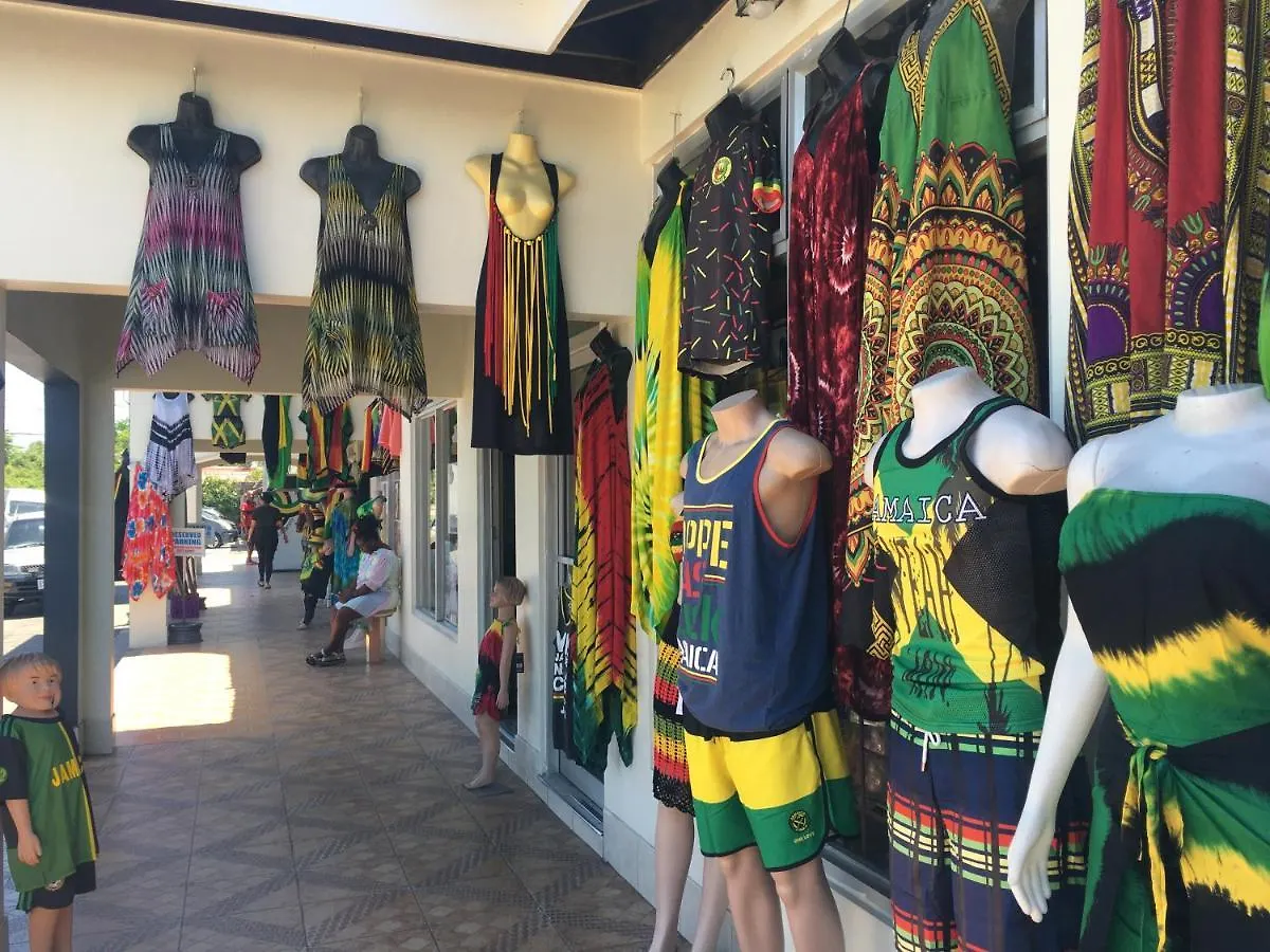 African Symbol Guest House Montego Bay
