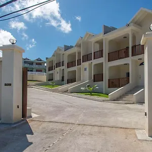 Luxury 2br Facing W/pool #3 Holiday home Montego Bay
